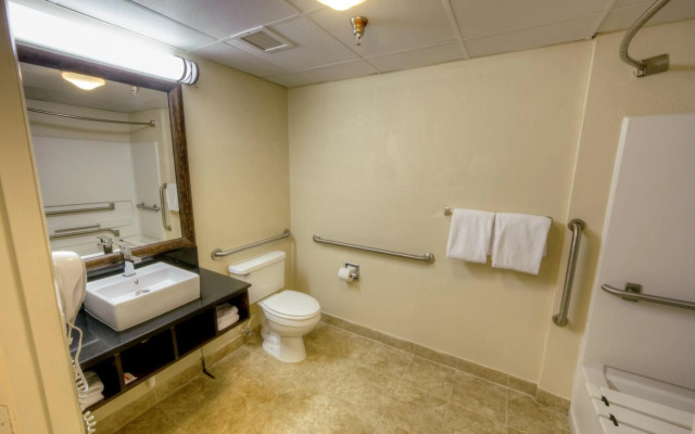 Red Roof PLUS+ Henderson