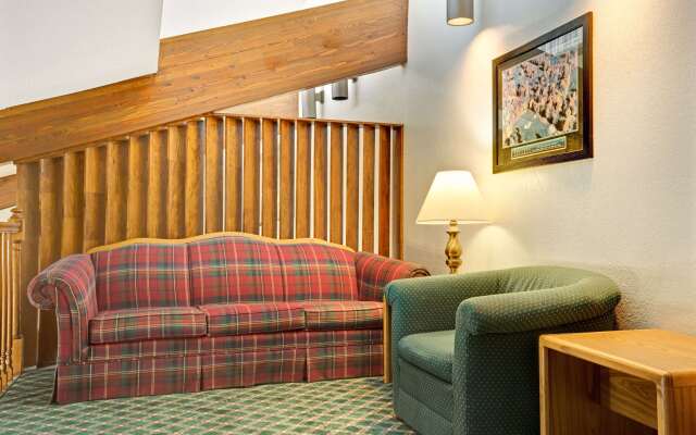 Travelodge by Wyndham Valleyfair Shakopee