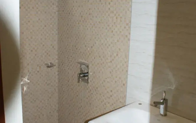 Sirinthara luxury villa