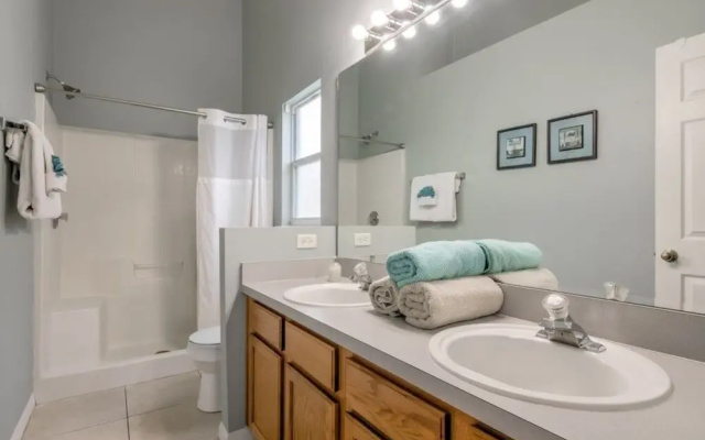 Feeling Like A Rockstar! 3 Bedroom Home