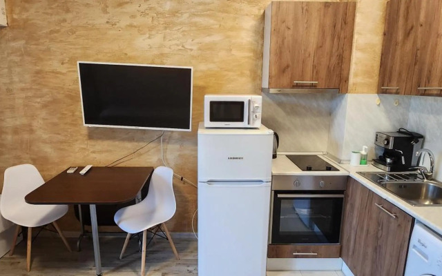 Colonel apartment 941