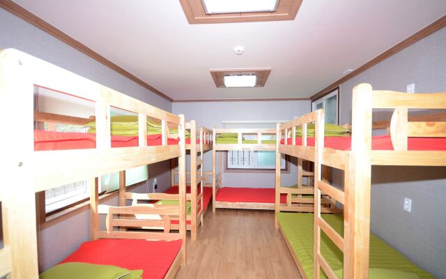 We Guest House - Hostel