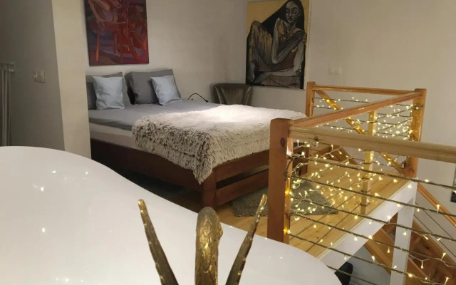 Bridge & Castle Art Apartman