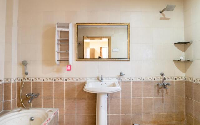 OYO 37946 hotel Sky blue