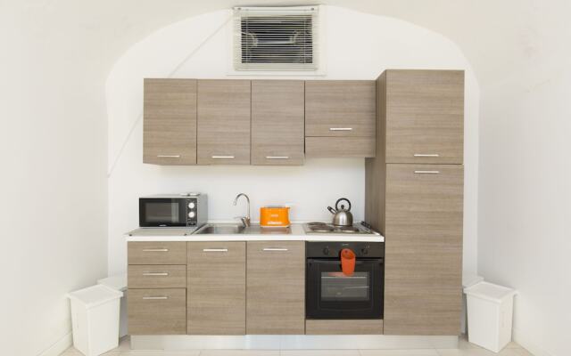 Holidays Teatro Pace