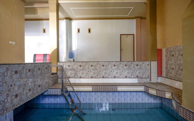 RedDoorz near Betoambari Airport Bau Bau