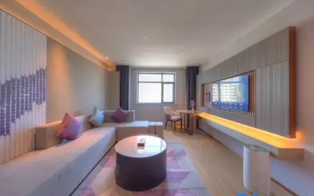 Lavande Hotel  (Urumqi Changchun Road Innovation Square Branch)