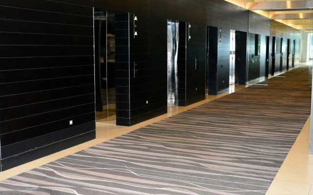 Platinum Apartments at Freshwater