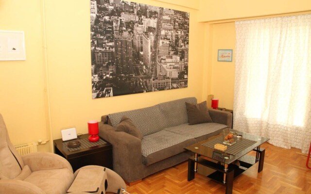 Colorful apartment in Athens!