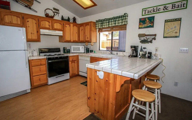 Bear Claw Bungalow #379