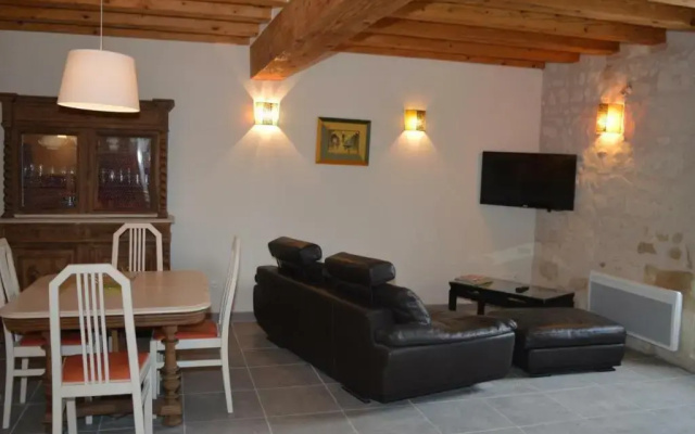 Gîte Huismes, 3 pièces, 5 personnes - FR-1-381-370