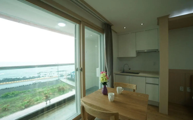 Jeju Golden Beach Pension