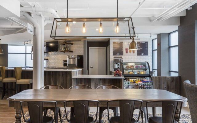 enVision Hotel Boston-Everett, Ascend Hotel Collection