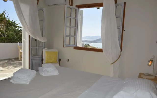 Zephyrus Sunset House
