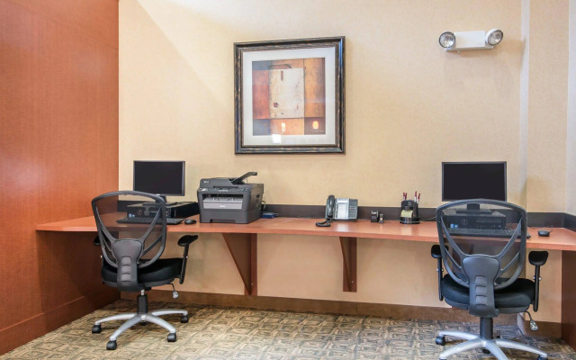 Spark by Hilton Vestal Binghamton University Area