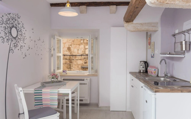 Studio Apartment Lumia