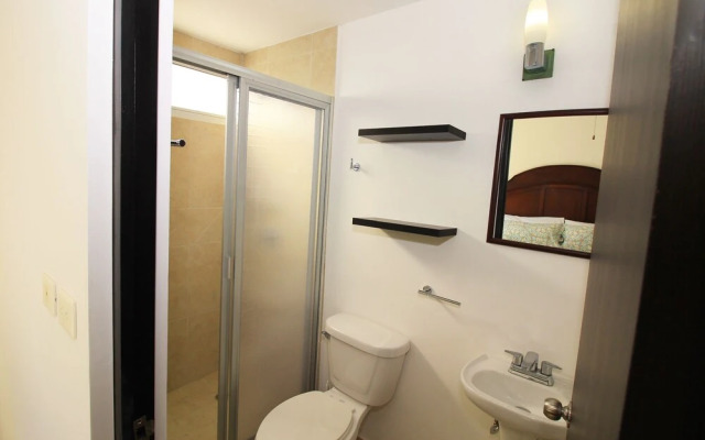 Paraiso Cheap & Chic Apartment by Select