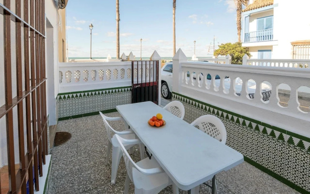 El Paseo Del Faro in Chipiona
