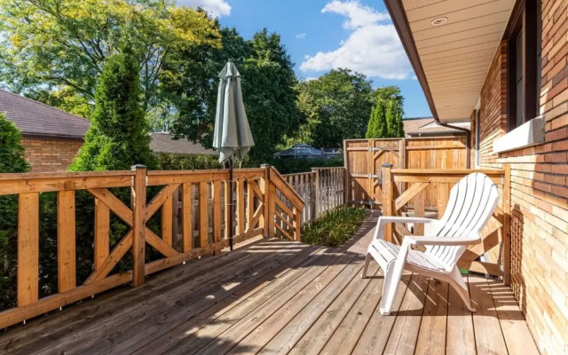 Charming 3BR Home in Quiet Kitchener Neighborhood