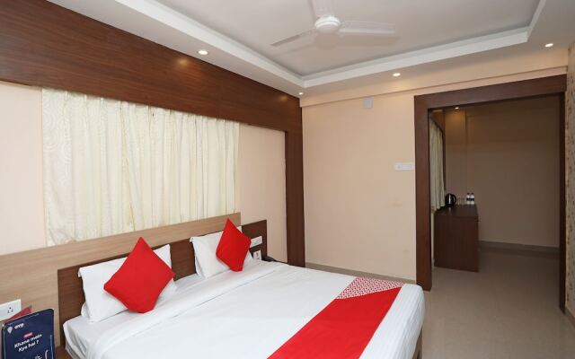 OYO 17418 Hotel Pipul