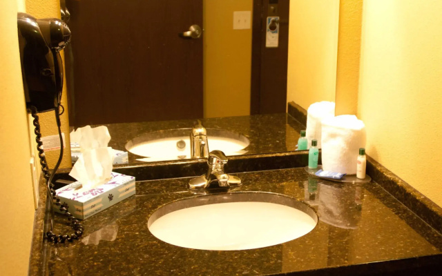 Americas Best Value Inn Big Lake Becker