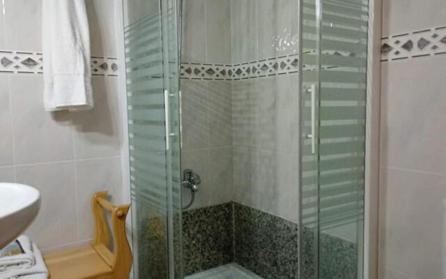 Almenara Hostal Restaurante