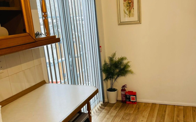 Peaceful 3 Bed Apartment