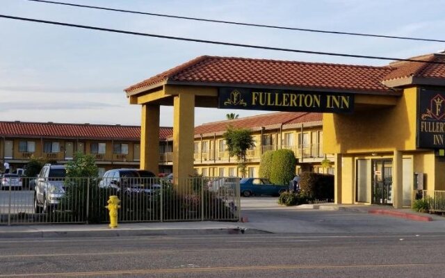 Fullerton Inn - Near Medieval Times