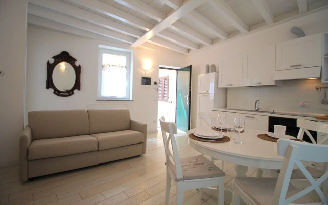 Lakefront Cadorna Apartment