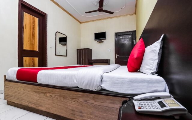 OYO 22135 Hotel Kanishka Palace