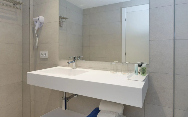 Ona Palmira Paguera Hotel
