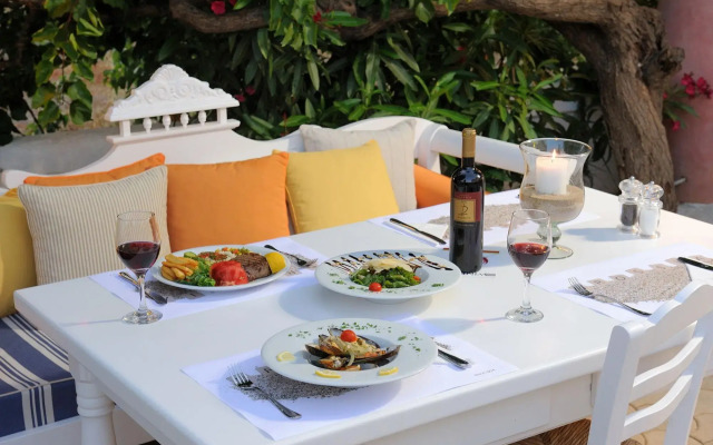 Drossia Lounge Studios & Gourmet Restaurant