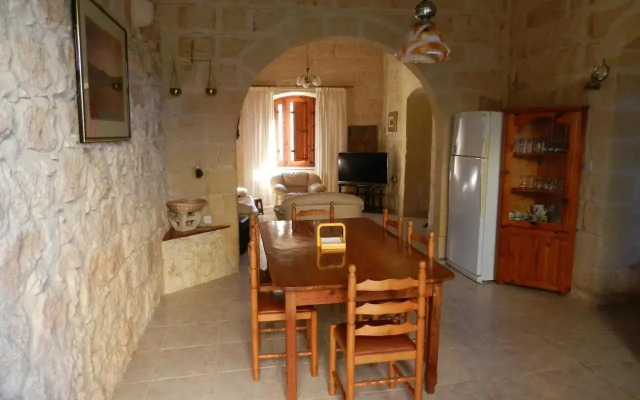 14, Triq Il Mithna
