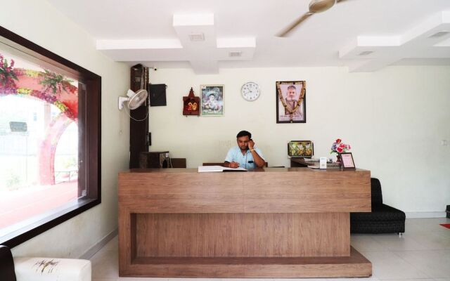 OYO 6993 Hotel Rk Residency