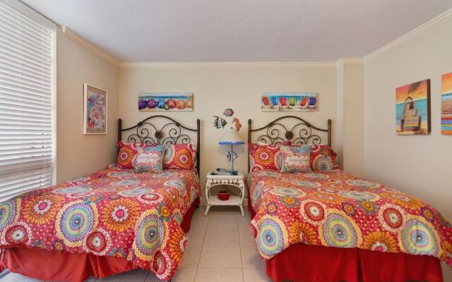 Shoreline 1036 Condo by RedAwning