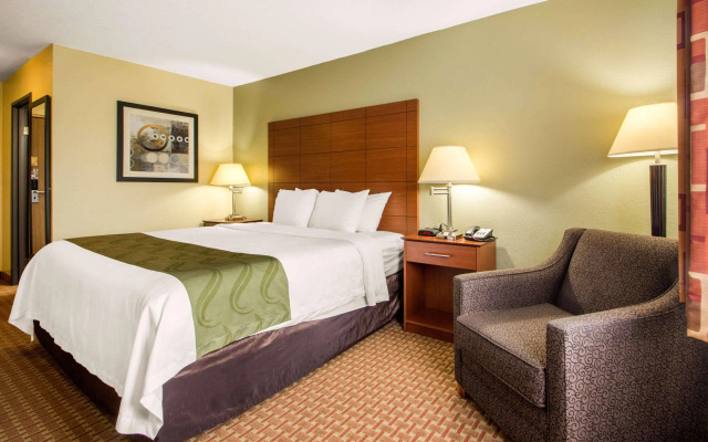 Quality Inn & Suites Wisconsin Dells Downtown - Waterparks Area