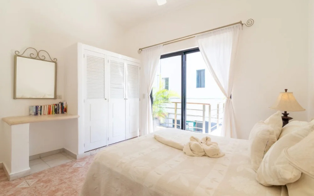 Condo Santuario by Playa Paradise