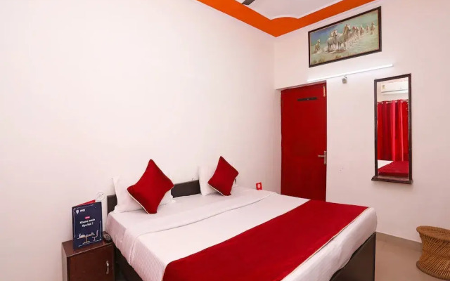 Oyo 10875 Optimum I Hotel