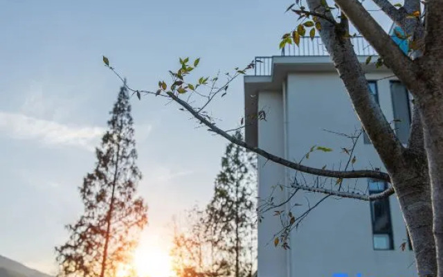 Mogan Mountain Muxia Star Camping Resort Villa