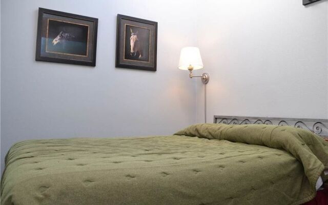 Der Steiermark Unit 219 by RedAwning