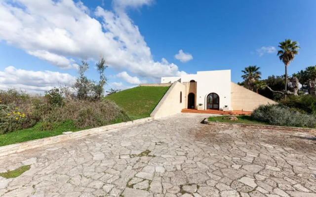 Villa piscina, campo calcetto, tennis, sauna m850