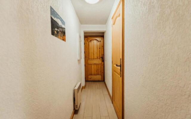 Charming apartment with balconies 5min from the Bettex gondola