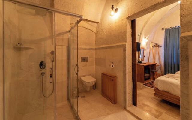 Escape Cave Suites