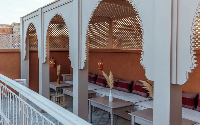 Riad le terra cotta