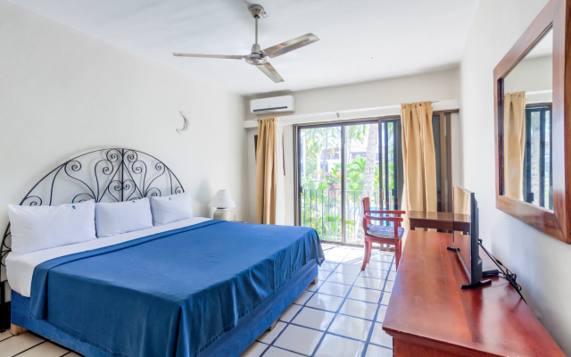 Puerto de Luna Pet Friendly & Family Suites Hotel