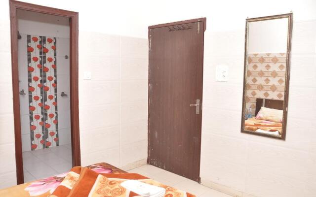 Goroomgo Asha Guest House Amritsar