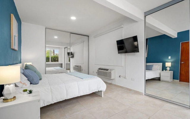 Puerto Rico Oceanpark Beach Rental With King Size Bed Otium Rentals — фото 2