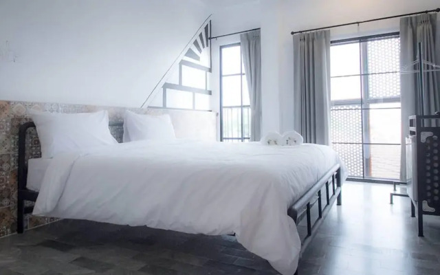 V1 Room Hotel