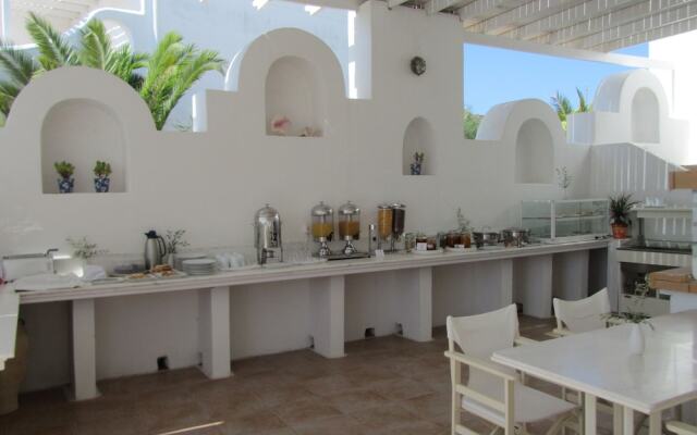 Porto Scoutari Romantic Hotel