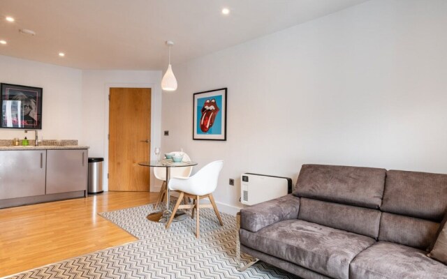 Comfort Zone Cutlass Court Apartments Birmingham